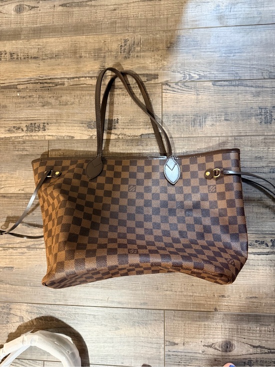 Louis Vuitton Handbags - Louis Vuitton Brown Checkered Canvas Tote - Classic Damier.